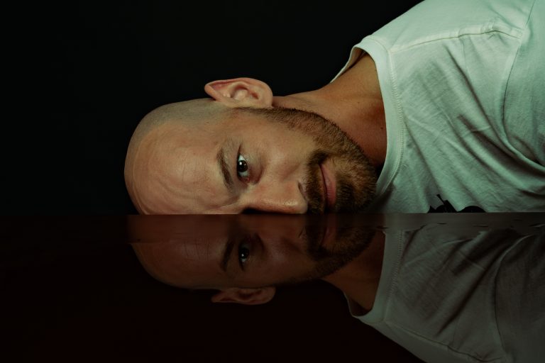 Portraitfotografie, Anna Borisova, Anna Borisova-Emilova, Künstlerin, NRW, Essen, Fotograf, Fotografin, Fotografie, Fotografin, Fotoshooting, Kunst, Konzert, Jazz, Jazzkonzert, Konzertfotografie, Künstlerin, Kunstmalerin, Malerei,