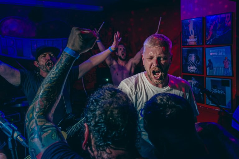 Anna Borisova, Anna Borisova-Emilova, Künstlerin, Kunst, Bildende Kunst, Fotografie, Fotografin, Konzertfotografie, Essen, NRW, Konzert, Jazz, Jazzkonzert, Hardcore, Band,